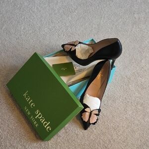 Hello Gorgeous. Kate Spade LAURIE Black and Pink Butterfly Heels. Never Worn.
